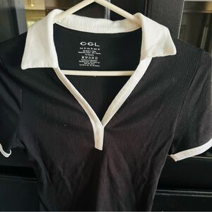 OGL Ribbed Black Top White Trim Stretch Fitted Size Medium NEW